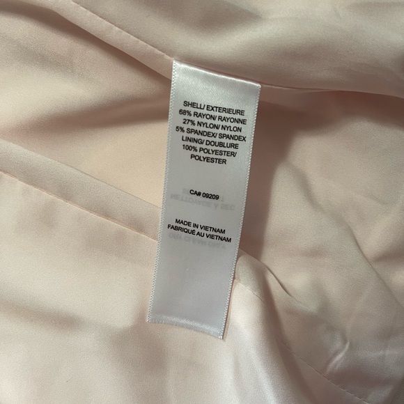 Cleo classic tailored short blazer. - Picture 9 of 10